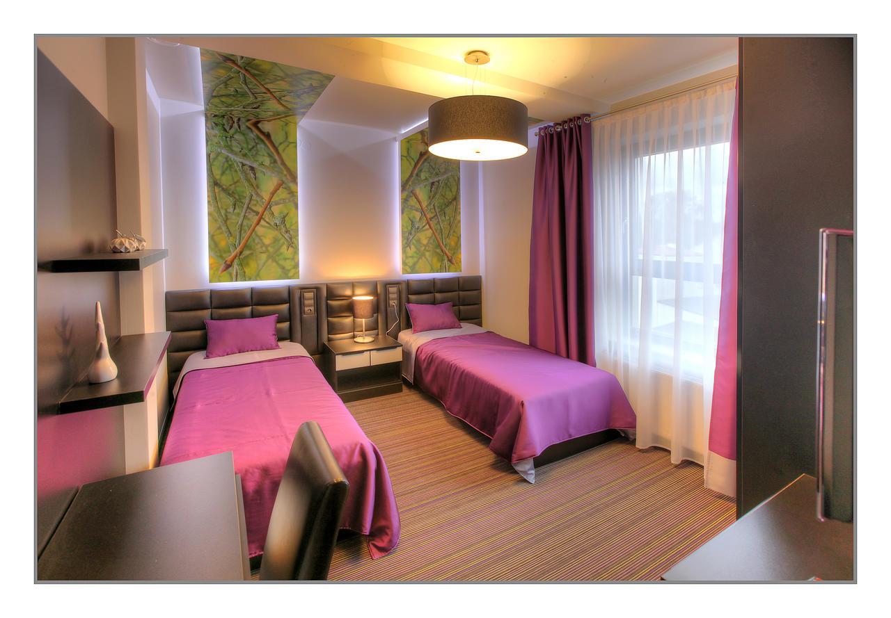 Villa Park Siedlce Phòng bức ảnh