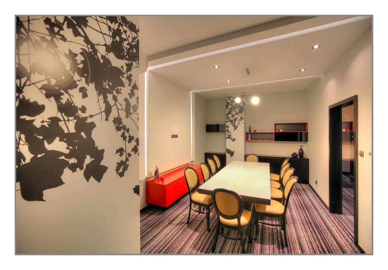 Villa Park Siedlce Ngoại thất bức ảnh
